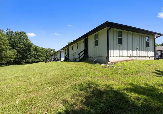 3rd image of 300 Oak St, Freeman, MO 64746 | MLS# 2634026
