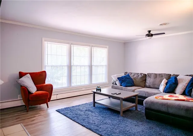 Photo 3 of Sale Pending at 600 E Linwood Ter, Independence, MO 64055 | MLS# 2634028 | Listing updated on 2026-10-05