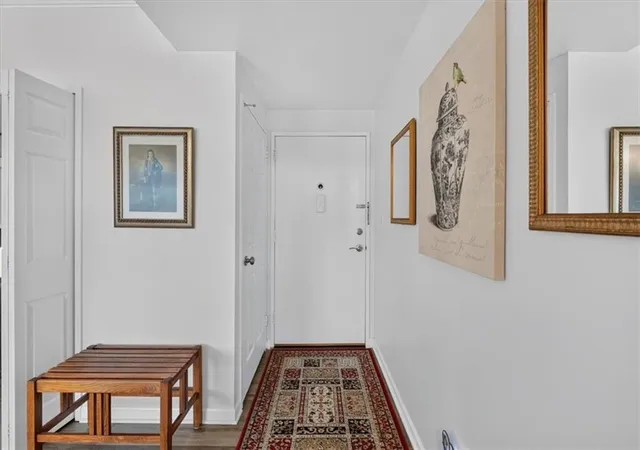 2nd image of 333 W Meyer Blvd #714, Kansas City, MO 64113 | MLS# 2634032