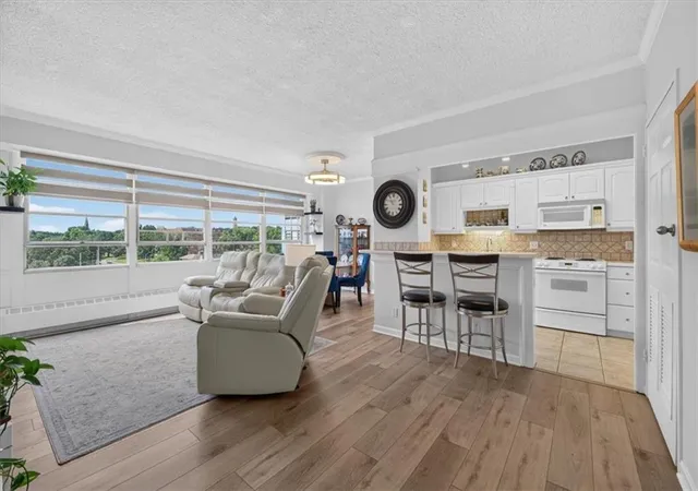 Photo 3 of Sale Pending at 333 W Meyer Blvd #714, Kansas City, MO 64113 | MLS# 2634032 | Listing updated on 2026-10-05
