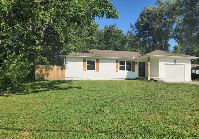 Photo 1 of Single family home for sale at 309 Wellington St, Richmond, MO 64085 | MLS# 2634034 | Listing updated on 2026-10-02