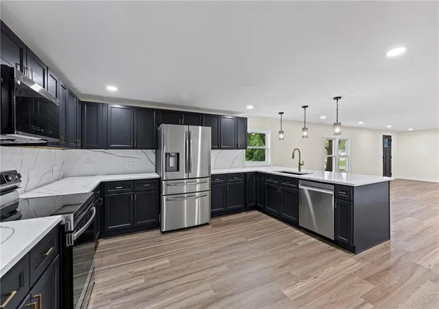 1st image of 39135 Plum Crk Rd, Osawatomie, KS 66064 | MLS# 2634055