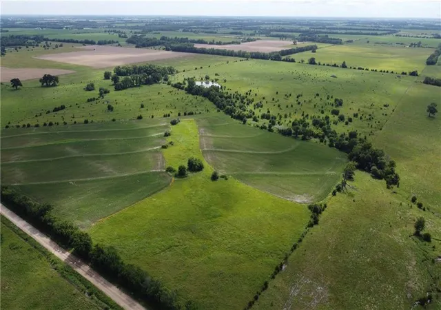 5th image of 000 4600 Road, Moran, KS 66755 | MLS# 2634066