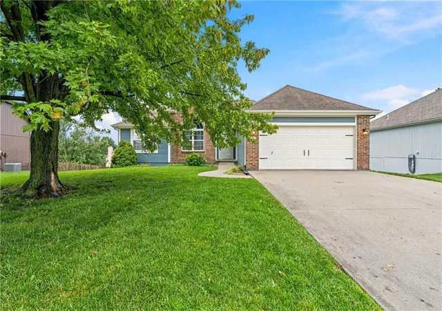 1st image of 9101 Ne 110th St, Kansas City, MO 64157 | MLS# 2634067