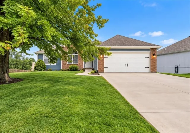 Photo 2 of Single family home for sale at 9101 Ne 110th Street, Kansas City, MO 64157 | MLS# 2634067 | Listing updated on 2026-10-07
