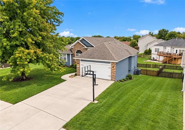 Photo 3 of Single family home for sale at 9101 Ne 110th Street, Kansas City, MO 64157 | MLS# 2634067 | Listing updated on 2026-10-07