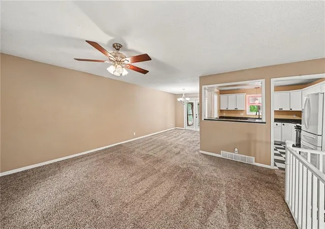 Photo 4 of Single family home for sale at 6112 Appaloosa Ln, St Joseph, MO 64506 | MLS# 2634074 | Listing updated on 2026-10-10