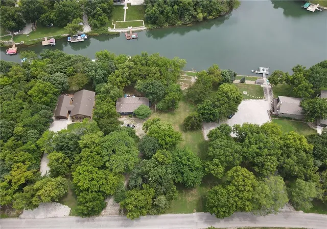 5th image of 46 Timber Valley Dr, Linn Valley, KS 66040 | MLS# 2634078