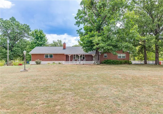 1st image of 9346 Hwy 166 Hwy Se, Galena, KS 66739 | MLS# 2634099