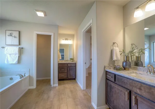 Photo 3 of Single family home for sale at 18565 W 195 Street, Spring Hill, KS 66083 | MLS# 2634118 | Listing updated on 2026-07-30