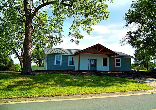 Photo 1 of Single family home for sale at 163 N 2nd Street, Union Star, MO 64494 | MLS# 2634122 | Listing updated on 2026-08-14