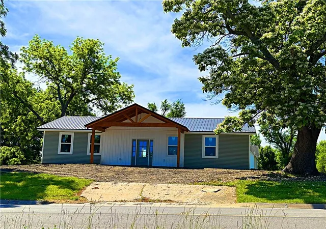 Photo 4 of Single family home for sale at 163 N 2nd Street, Union Star, MO 64494 | MLS# 2634122 | Listing updated on 2026-08-14