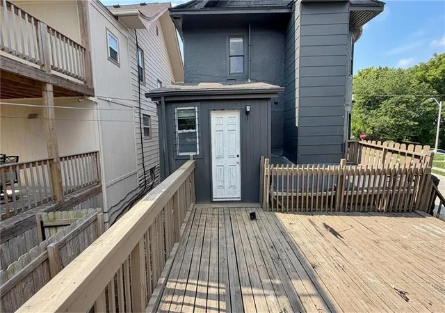 Photo 3 of Single family home for sale at 2500 E 42 Street, Kansas City, MO 64130 | MLS# 2634124 | Listing updated on 2026-08-18