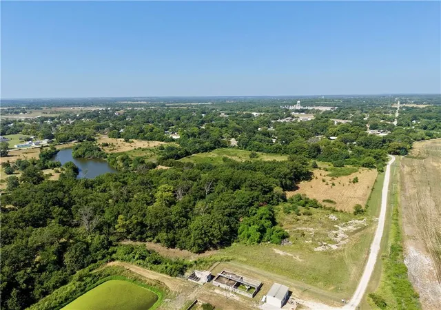 92nd image of 302 College Ave, S Coffeyville, OK 74072 | MLS# 2634132