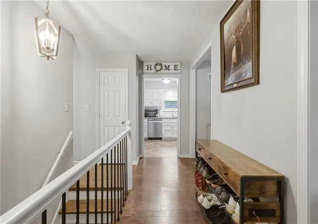 Photo 3 of Single family home for sale at 1712 Sw 20th Street, Blue Springs, MO 64015 | MLS# 2634136 | Listing updated on 2026-10-06
