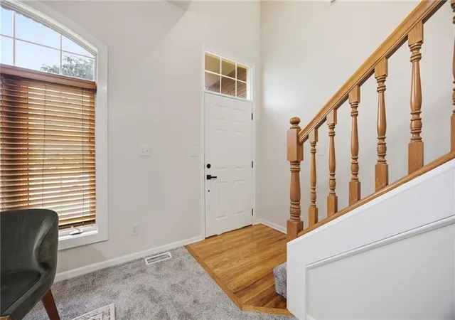 Photo 3 of Sale Pending at 805 N Fieldstone Dr, Lawrence, KS 66049 | MLS# 2634139 | Listing updated on 2026-08-17