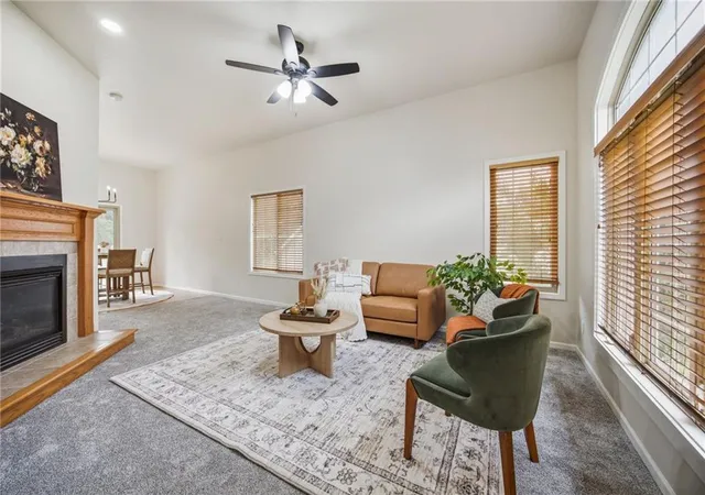 Photo 4 of Sale Pending at 805 N Fieldstone Dr, Lawrence, KS 66049 | MLS# 2634139 | Listing updated on 2026-08-17