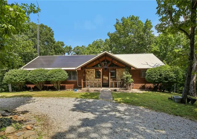 3rd image of 110 Se 1804P Ln, Clinton, MO 64735 | MLS# 2634143