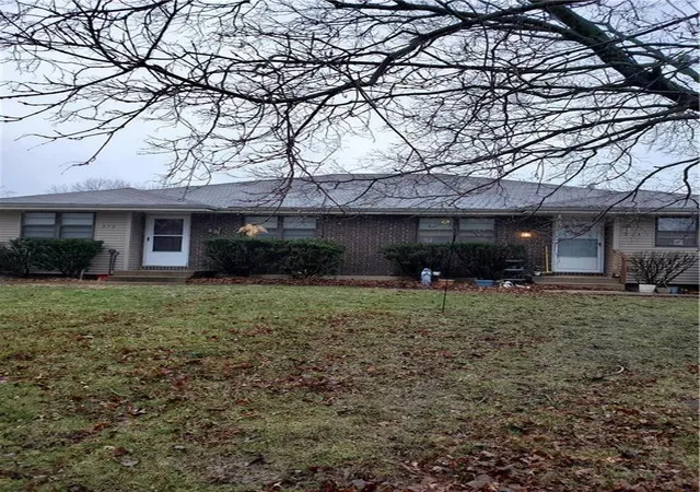 1st image of 212 214 Sw Westminister Rd, Blue Springs, MO 64014 | MLS# 2634147
