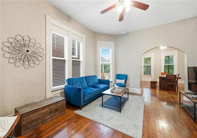 Photo 4 of House for sale at 327 Maple Blvd, Kansas City, MO 64124 | MLS# 2634153 | Listing updated on 2026-09-03