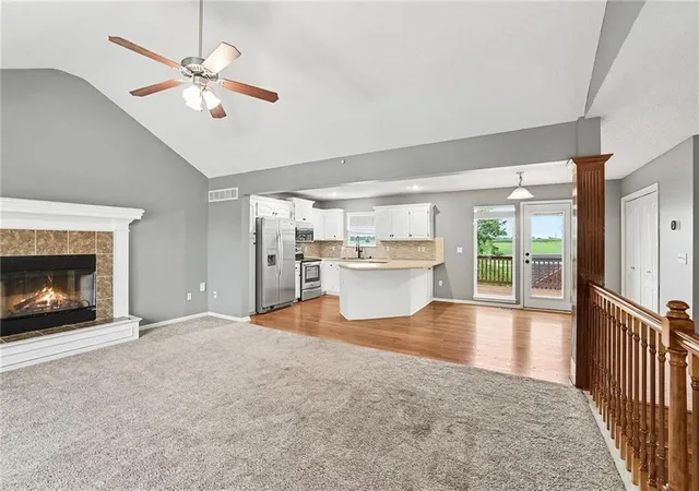 2nd image of 611 W 3rd Ter, Wellsville, KS 66092 | MLS# 2634162