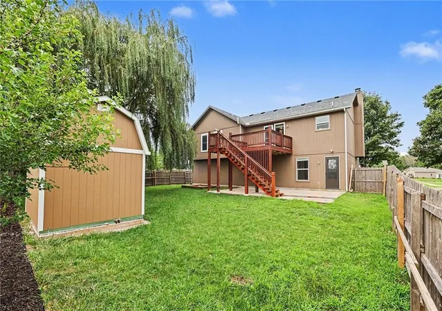 4th image of 611 W 3rd Terrace, Wellsville, KS 66092 | MLS# 2634162