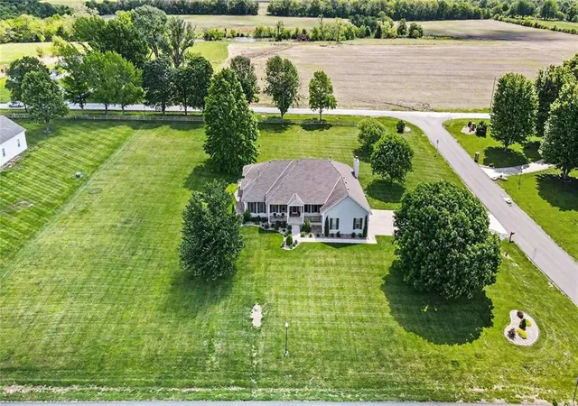 1st image of 4204 Se Wingate Cir, Blue Springs, MO 64014 | MLS# 2634169