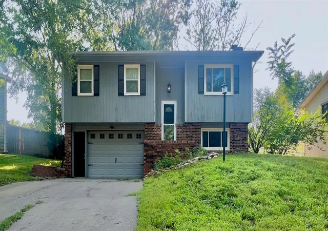 17th image of 1112 Randall Rd, Lawrence, KS 66049 | MLS# 2634176