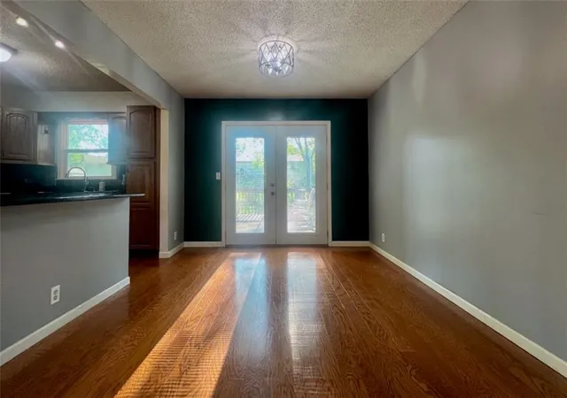 4th image of 1112 Randall Rd, Lawrence, KS 66049 | MLS# 2634176