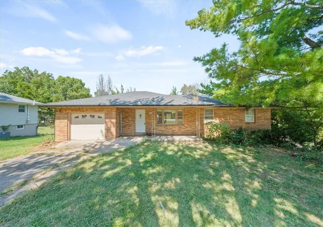 Photo 1 of Single family home for sale at 234 Ne 86th Terrace, Kansas City, MO 64155 | MLS# 2634179 | Listing updated on 2026-10-03