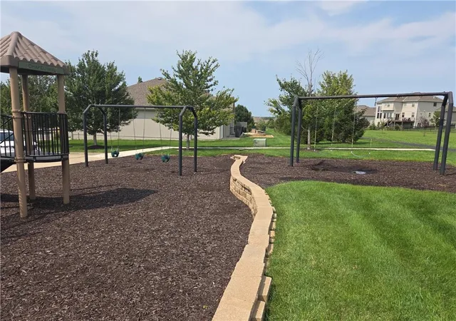 49th image of 12901 W 172nd Street, Overland Park, KS 66221 | MLS# 2634188