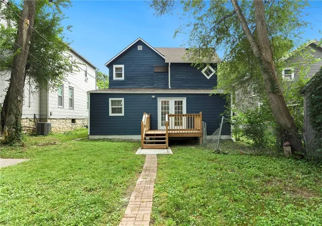 5th image of 1122 2Nd Ave, Leavenworth, KS 66048 | MLS# 2634226