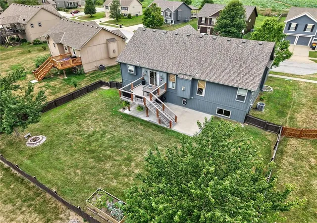 Photo 4 of Sale Pending at 901 N Birch St, Kearney, MO 64060 | MLS# 2634244 | Listing updated on 2026-08-12