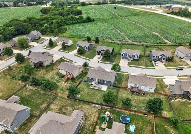 Photo 42 of Sale Pending at 901 N Birch St, Kearney, MO 64060 | MLS# 2634244 | Listing updated on 2026-08-12