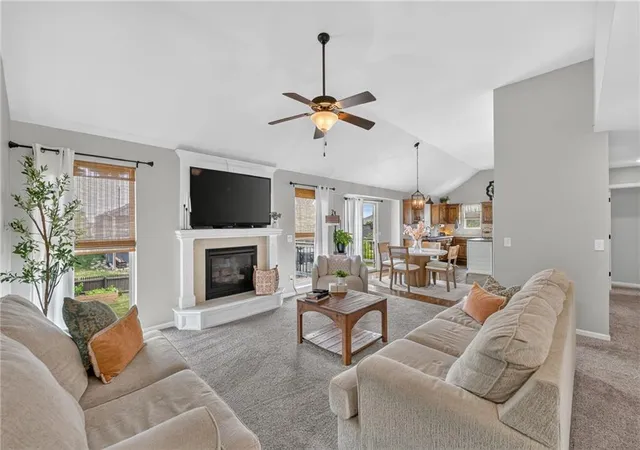Photo 5 of Sale Pending at 901 N Birch St, Kearney, MO 64060 | MLS# 2634244 | Listing updated on 2026-08-12