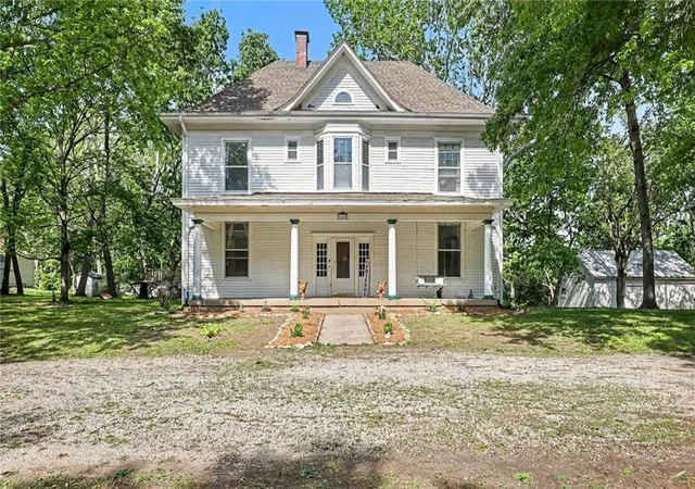 Photo 1 of Single family home for sale at 405 5th Street, Camden Point, MO 64018 | MLS# 2634256 | Listing updated on 2026-07-30