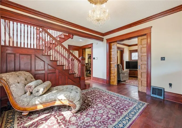 Photo 4 of Single family home for sale at 3300 E 10th Street, Kansas City, MO 64127 | MLS# 2634268 | Listing updated on 2026-09-05
