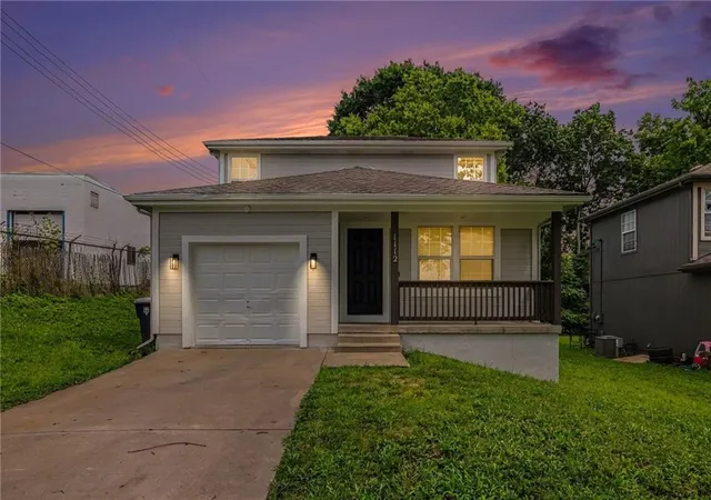 Photo 3 of Sale Pending at 1112 E 81st Street, Kansas City, MO 64131 | MLS# 2634272 | Listing updated on 2026-08-28