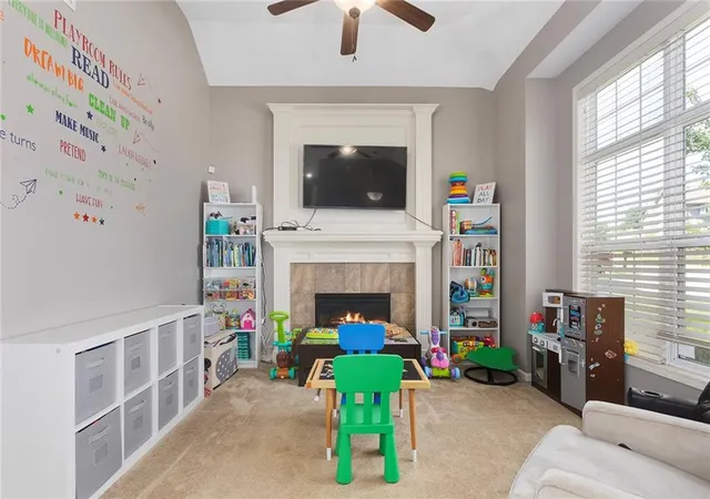 Photo 5 of Single family home for sale at 5612 N Wyoming Ave, Kansas City, MO 64118 | MLS# 2634275 | Listing updated on 2026-08-17