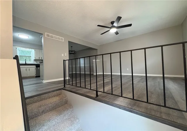 3rd image of 1500 Nw 50Th St, Blue Springs, MO 64015 | MLS# 2634278