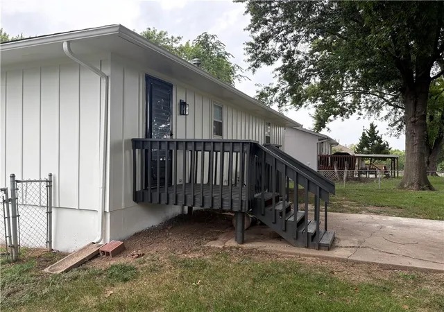 36th image of 1500 Nw 50th St, Blue Springs, MO 64015 | MLS# 2634278