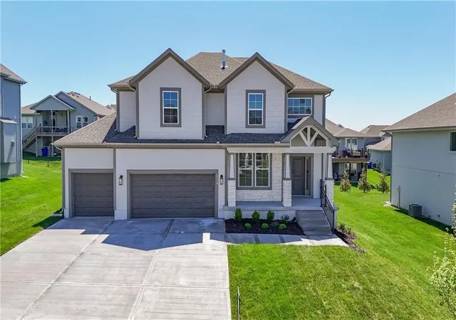 Photo 2 of Sale Pending at 2739 W Park St, Olathe, KS 66061 | MLS# 2634281 | Listing updated on 2026-09-06