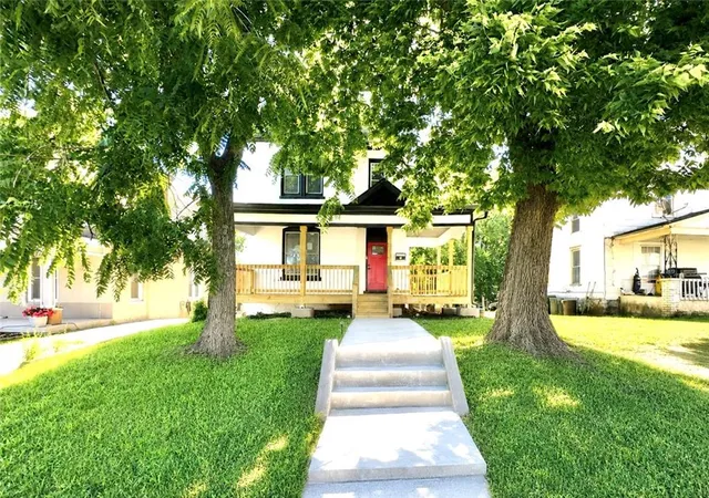 1st image of 17 N 15th St, Kansas City, KS 66102 | MLS# 2634286