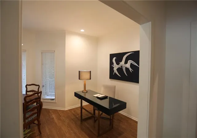 3rd image of 500 Nw 44 Ter, Kansas City, MO 64116 | MLS# 2634290