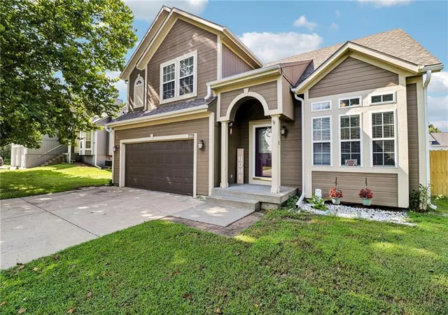 3rd image of 770 River Falls Rd, Kansas City, KS 66111 | MLS# 2634310