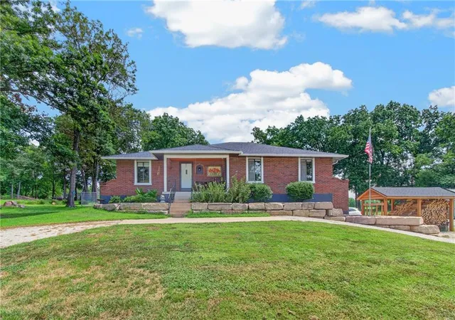 3rd image of 21801 S Martha Rd, Peculiar, MO 64078 | MLS# 2634315