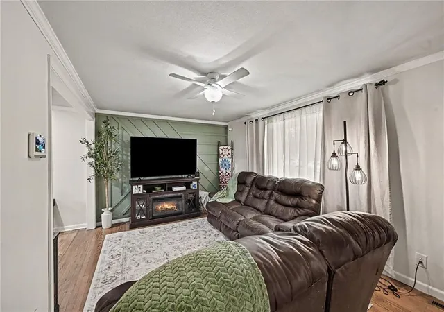 Photo 3 of Single family home for sale at 2509 NE 46th Terrace, Kansas City, MO 64116 | MLS# 2634317 | Listing updated on 2026-10-05