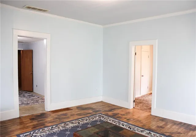 5th image of 203 E Elm St, Clinton, MO 64735 | MLS# 2634319