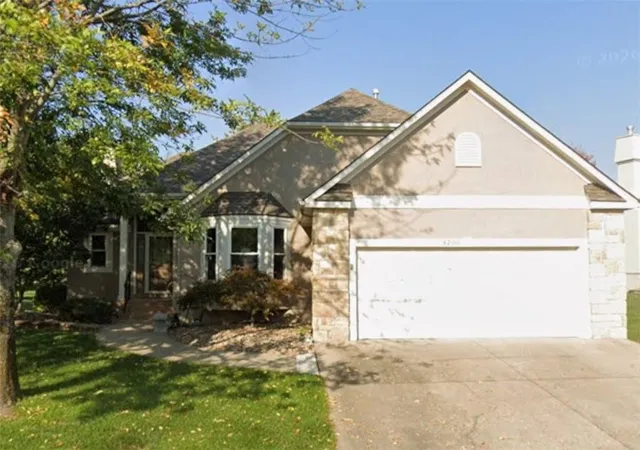 1st image of 4200 Sw Homestead Dr, Lees Summit, MO 64082 | MLS# 2634321