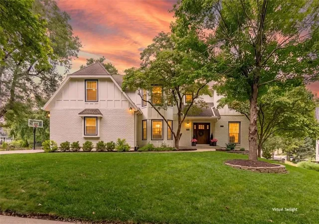 Photo 1 of Sale Pending at 11404 Linden St, Leawood, KS 66211 | MLS# 2634329 | Listing updated on 2026-08-28